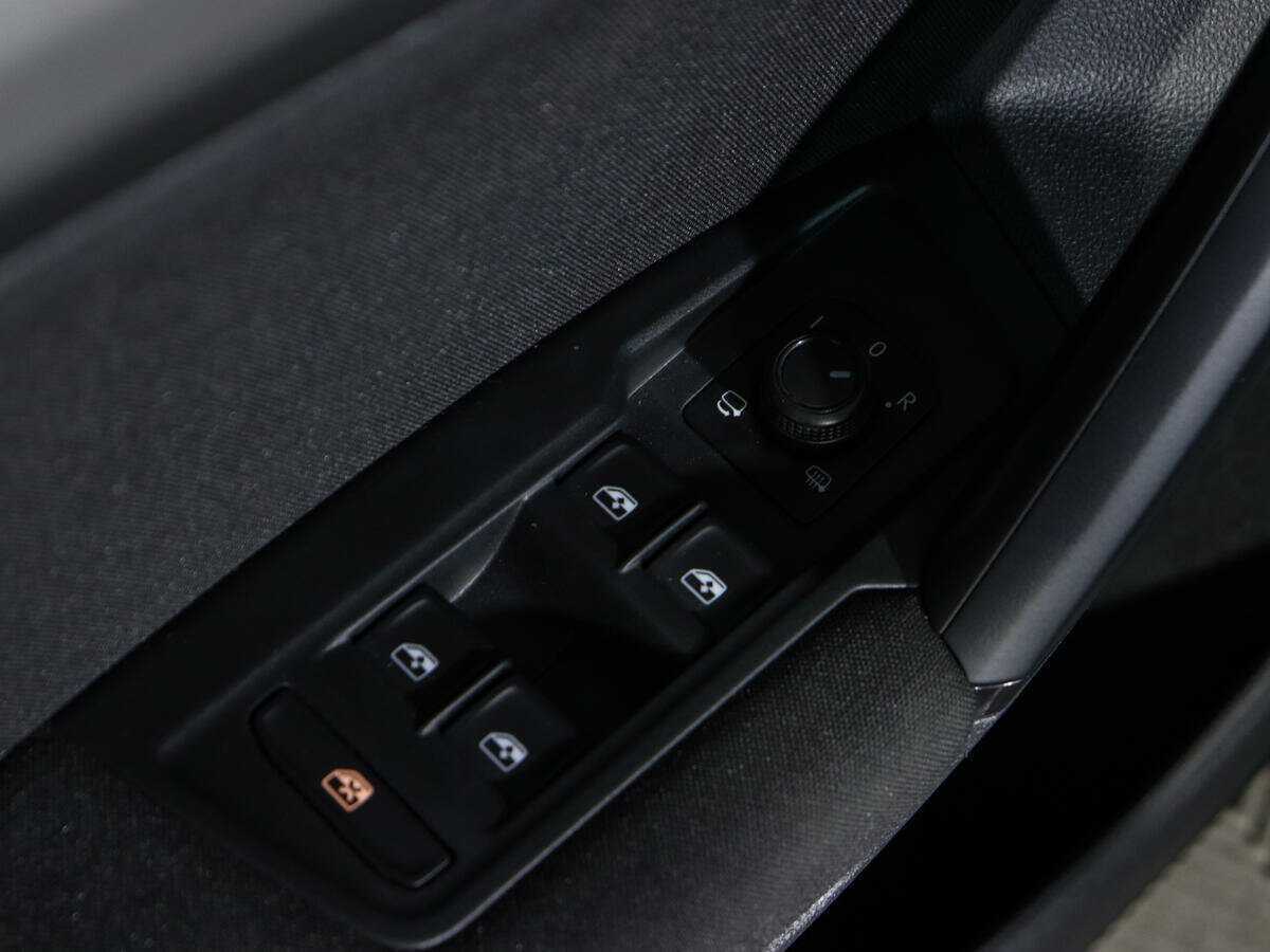 Купить Volkswagen Tiguan, 2019, 74 900 км.. Фото: #16