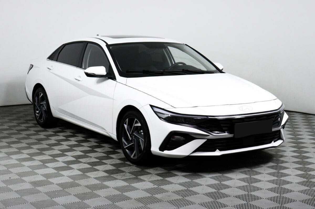 Купить Hyundai Elantra, 2023, 12 959 км.. Фото: #2