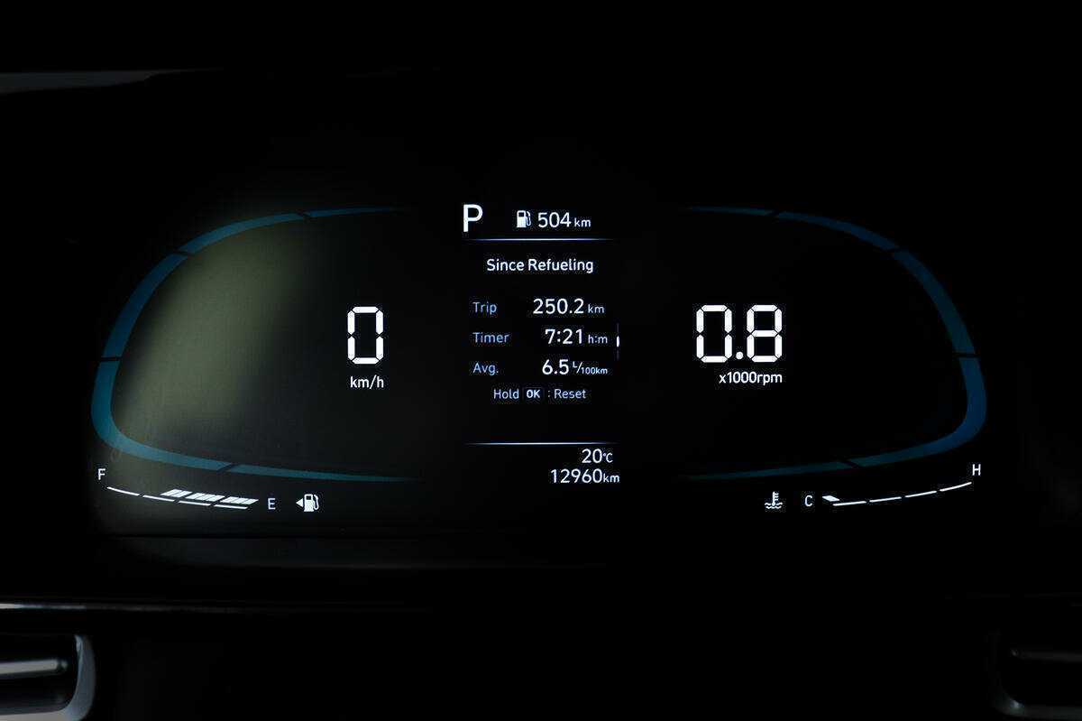 Купить Hyundai Elantra, 2023, 12 959 км.. Фото: #9