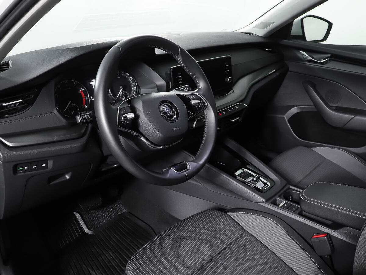 Купить Skoda Octavia, 2021, 34 302 км.. Фото: #11