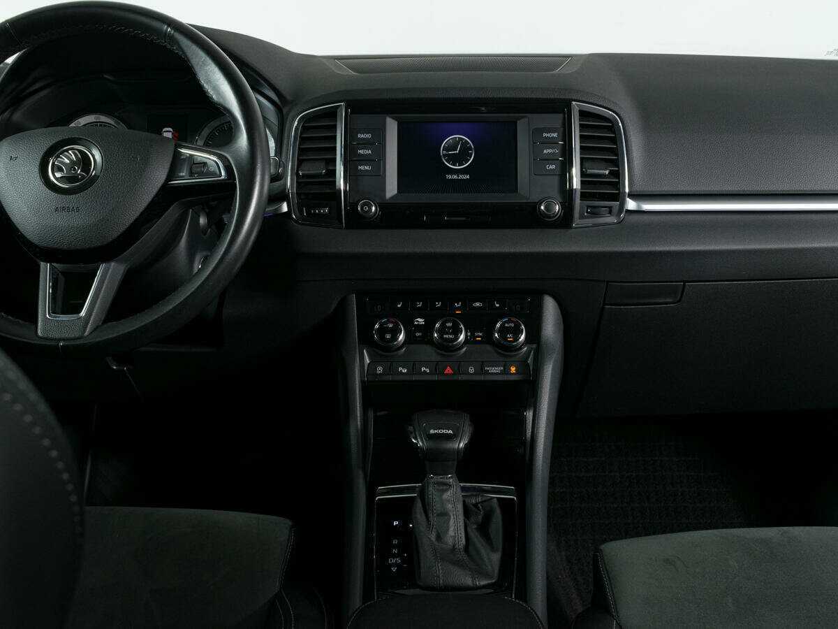 Купить Skoda Karoq, 2020, 77 620 км.. Фото: #10