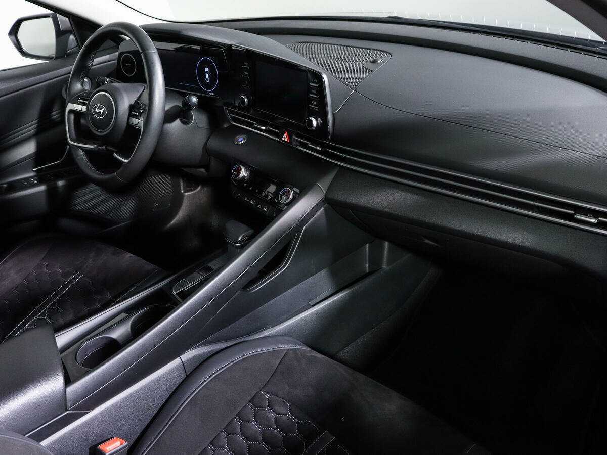 Купить Hyundai Elantra, 2022, 26 575 км.. Фото: #9