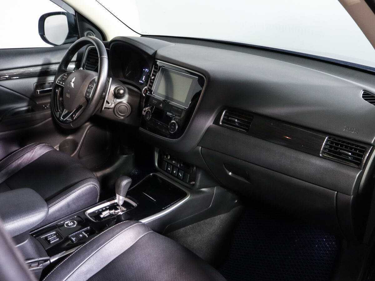 Купить Mitsubishi Outlander, 2018, 91 400 км.. Фото: #6