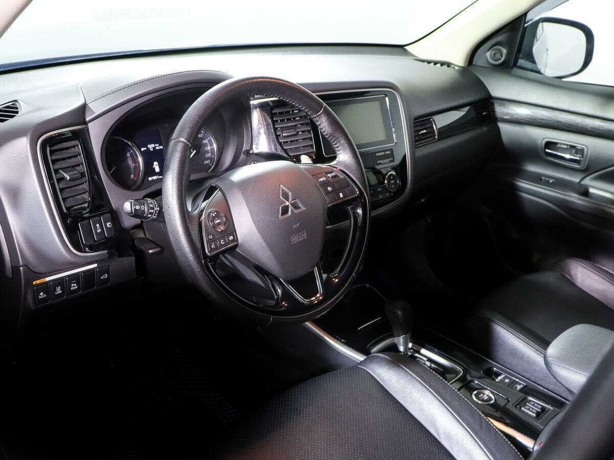 Купить Mitsubishi Outlander, 2018, 91 400 км.. Фото: #11
