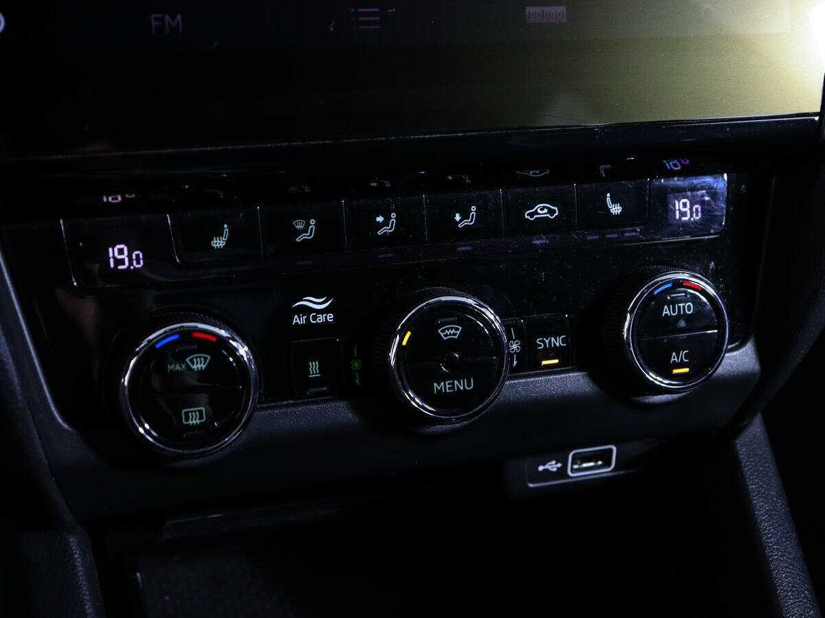 Купить Skoda Octavia, 2020, 60 296 км.. Фото: #23