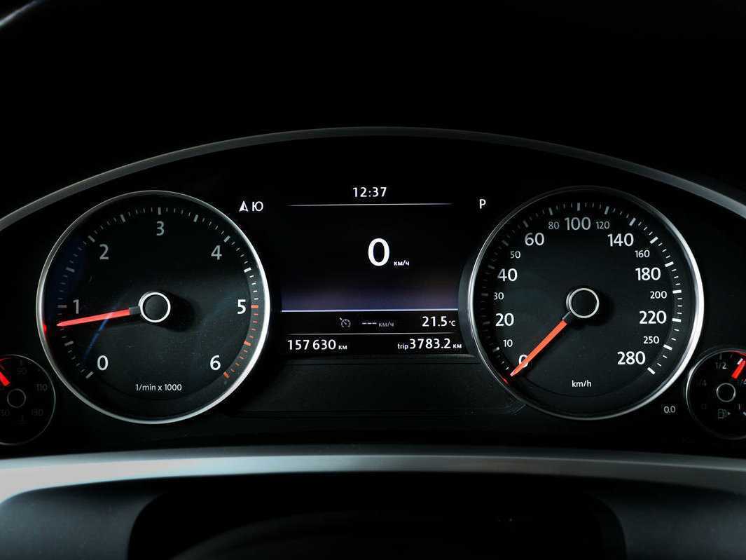 Купить Volkswagen Touareg, 2012, 157 629 км.. Фото: #9