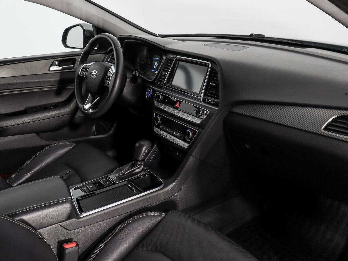 Купить Hyundai Sonata, 2017, 89 498 км.. Фото: #13