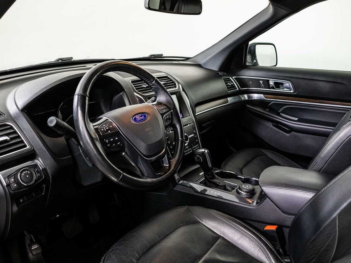 Купить Ford Explorer, 2018, 154 183 км.. Фото: #8