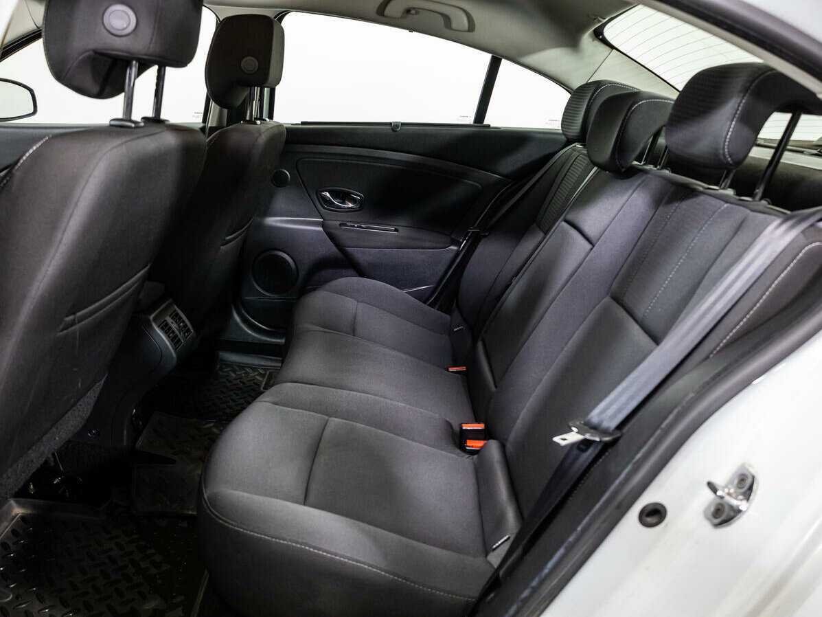 Купить Renault Fluence, 2013, 201 688 км.. Фото: #9