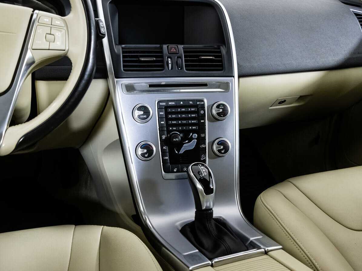 Купить Volvo XC60, 2016, 60 990 км.. Фото: #8