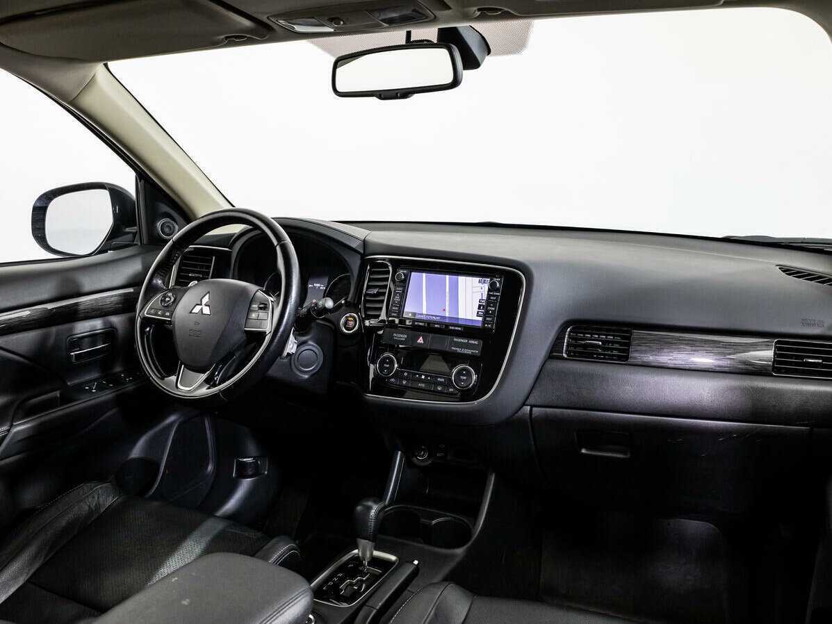 Купить Mitsubishi Outlander, 2015, 45 169 км.. Фото: #6