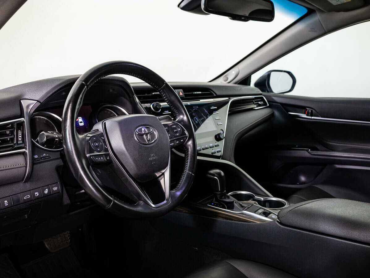 Купить Toyota Camry, 2018, 169 924 км.. Фото: #9