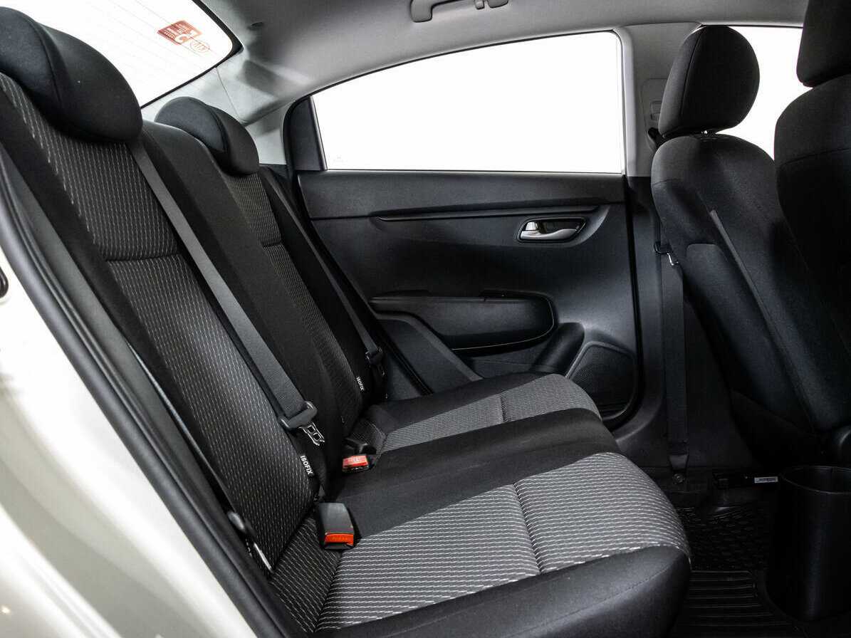 Купить Киа Рио, 2018, 33 888 км.. Фото: #9