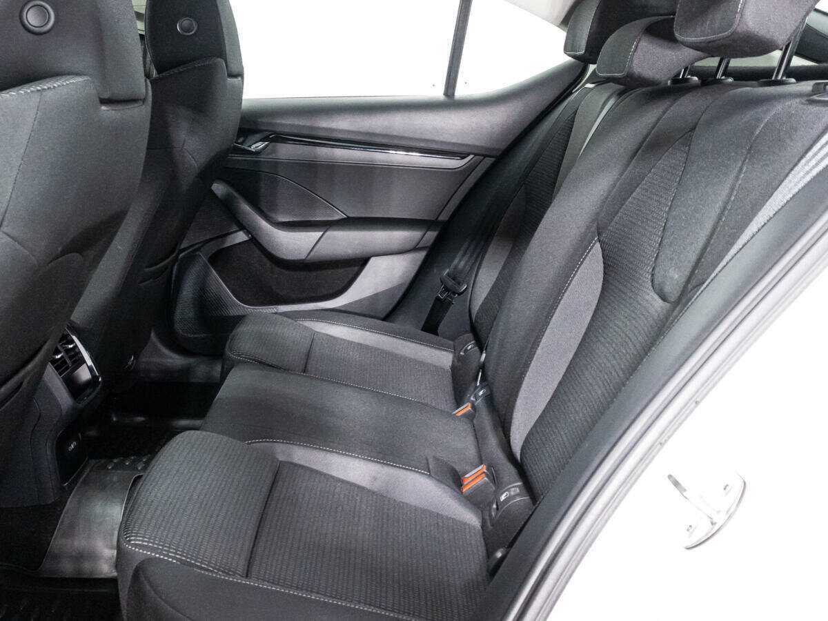 Купить Skoda Octavia, 2021, 34 123 км.. Фото: #9