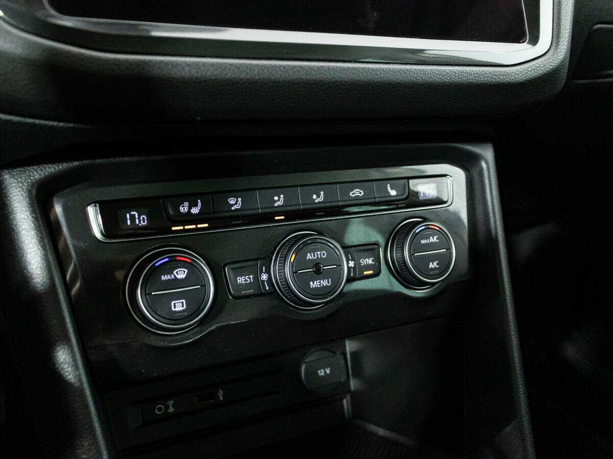 Купить Volkswagen Tiguan, 2017, 144 280 км.. Фото: #16