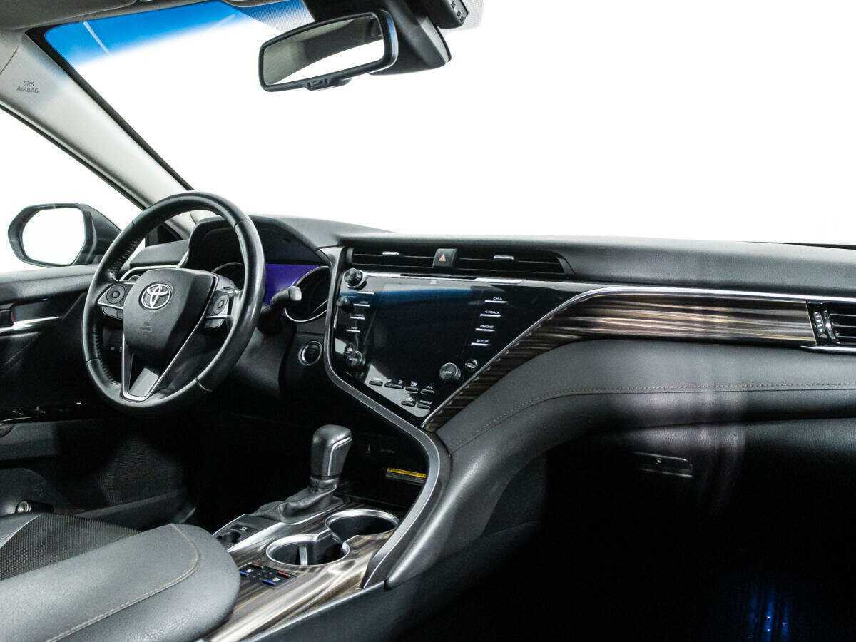 Купить Toyota Camry, 2018, 79 554 км.. Фото: #8
