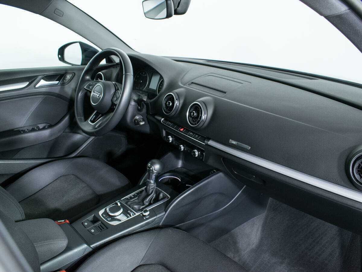 Купить Audi A3, 2019, 90 136 км.. Фото: #8