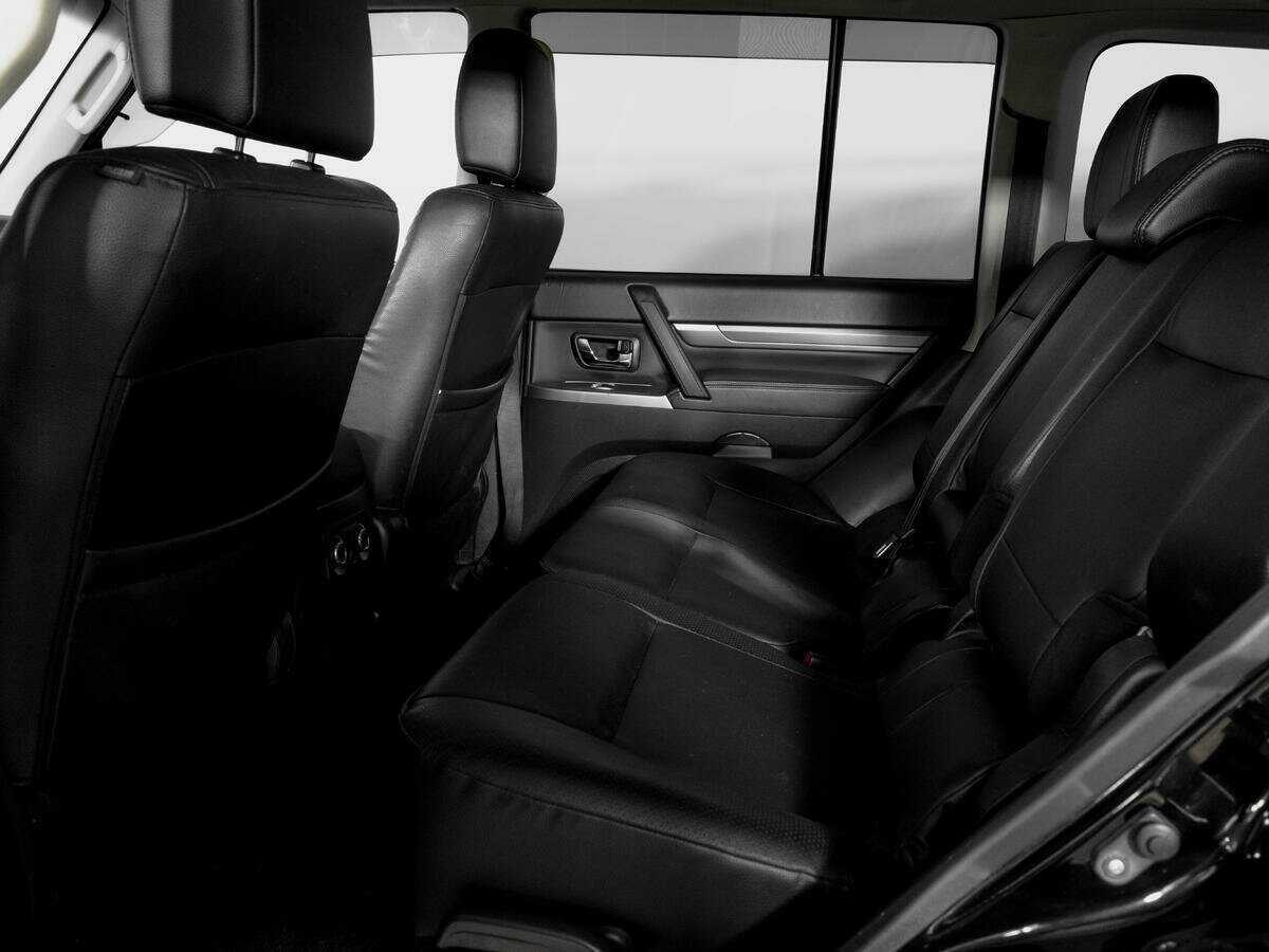 Купить Mitsubishi Pajero, 2014, 108 850 км.. Фото: #9