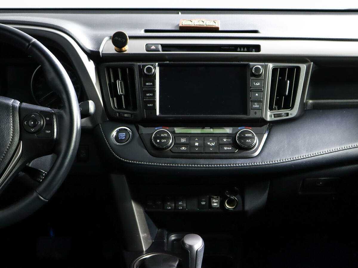 Купить Toyota RAV4, 2018, 63 906 км.. Фото: #10