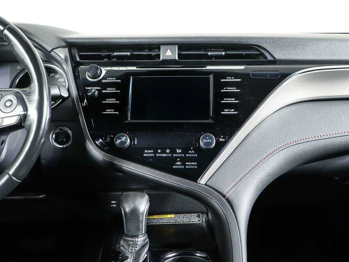 Купить Toyota Camry, 2020, 54 266 км.. Фото: #11