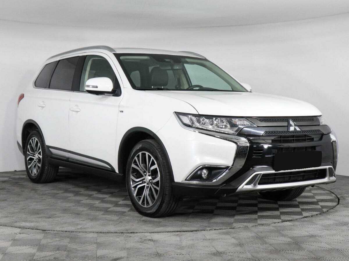 Купить Mitsubishi Outlander, 2018, 138 257 км.. Фото: #2