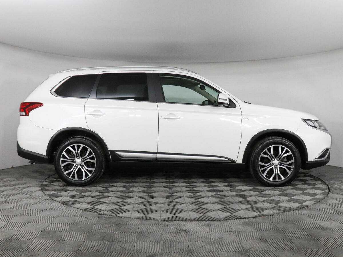 Купить Mitsubishi Outlander, 2018, 138 257 км.. Фото: #3