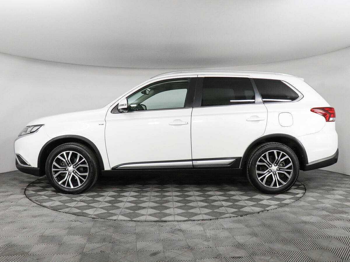 Купить Mitsubishi Outlander, 2018, 138 257 км.. Фото: #6
