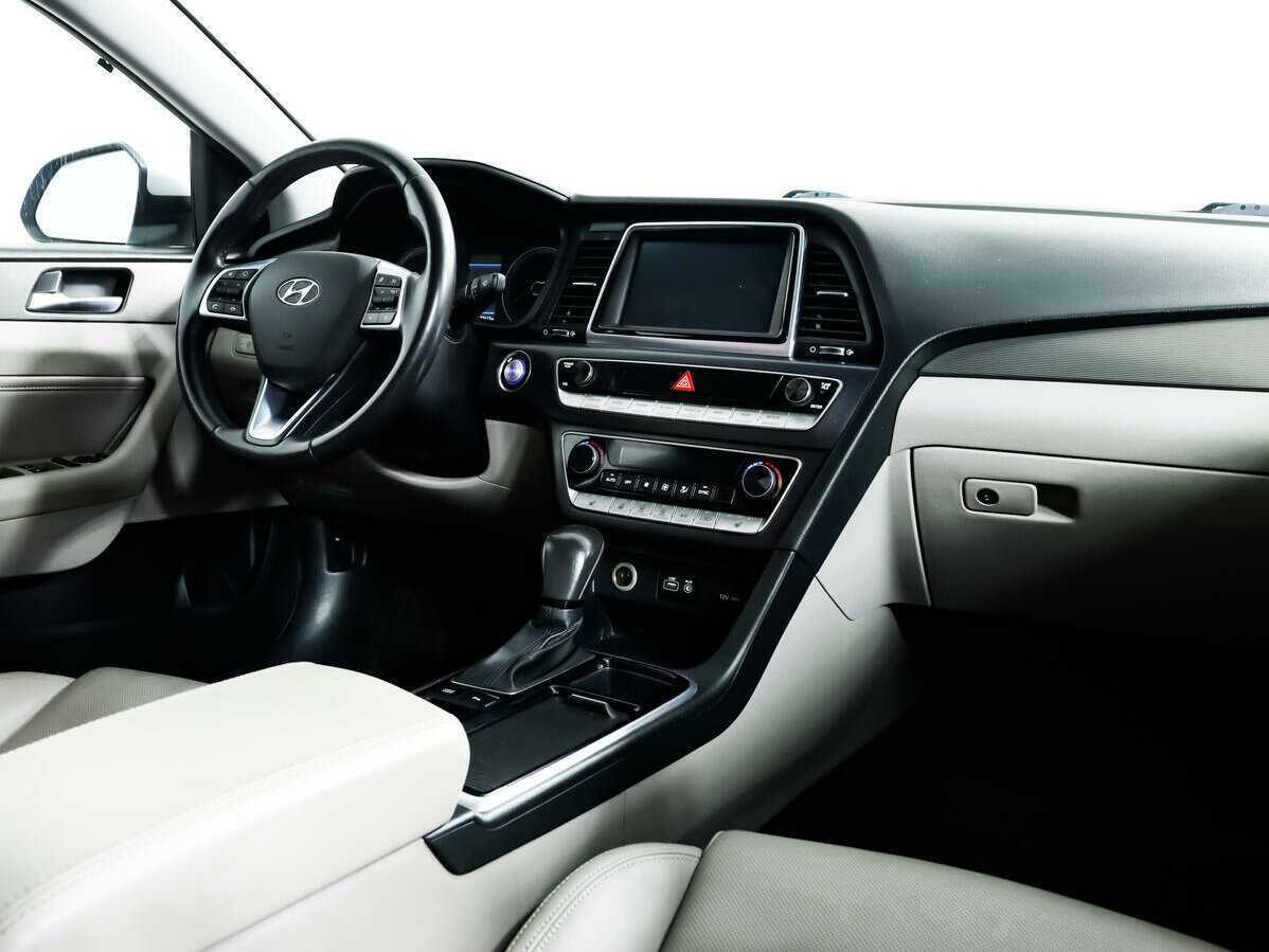 Купить Hyundai Sonata, 2018, 73 612 км.. Фото: #8
