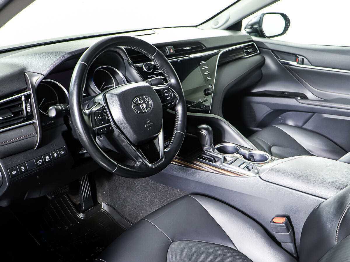 Купить Toyota Camry, 2019, 26 300 км.. Фото: #12