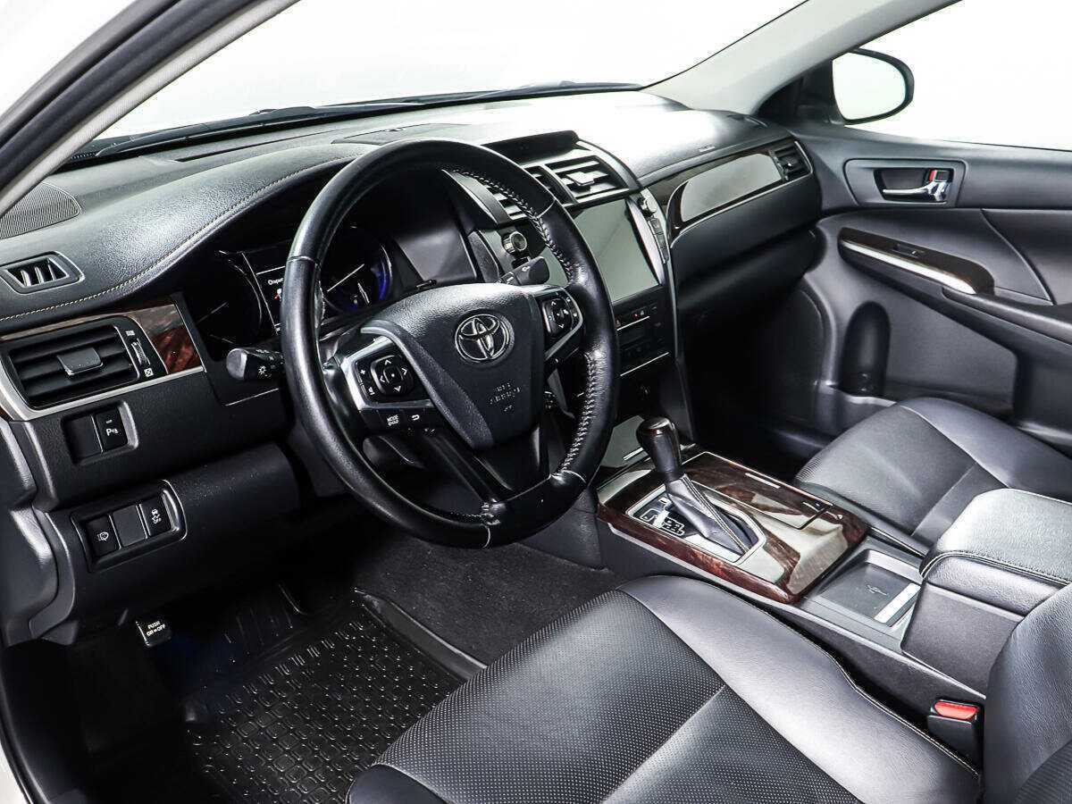 Купить Toyota Camry, 2017, 120 578 км.. Фото: #12