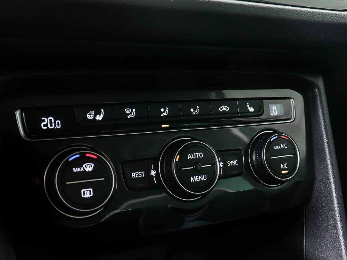 Купить Volkswagen Tiguan, 2018, 83 596 км.. Фото: #15