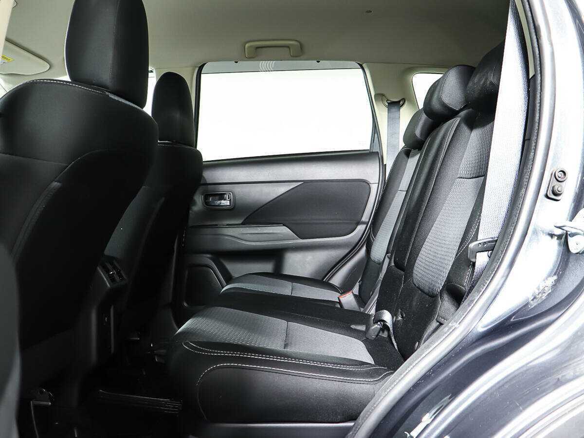 Купить Mitsubishi Outlander, 2020, 31 590 км.. Фото: #9
