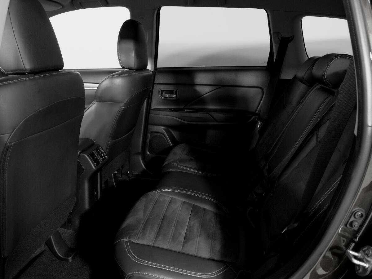Купить Mitsubishi Outlander, 2021, 41 980 км.. Фото: #9