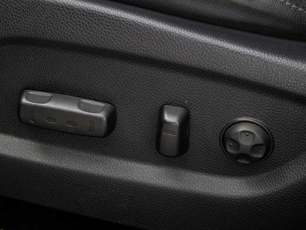 Купить Hyundai Santa Fe, 2015, 100 000 км.. Фото: #16