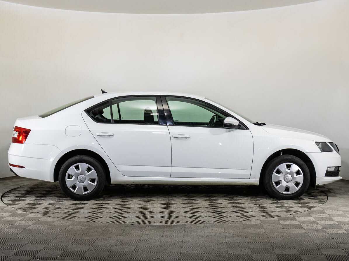 Купить Шкода Октавия, 2019, 71 386 км.. Фото: #3