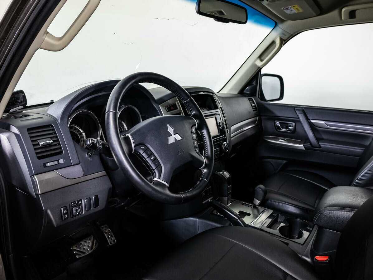 Купить Mitsubishi Pajero, 2015, 128 753 км.. Фото: #9
