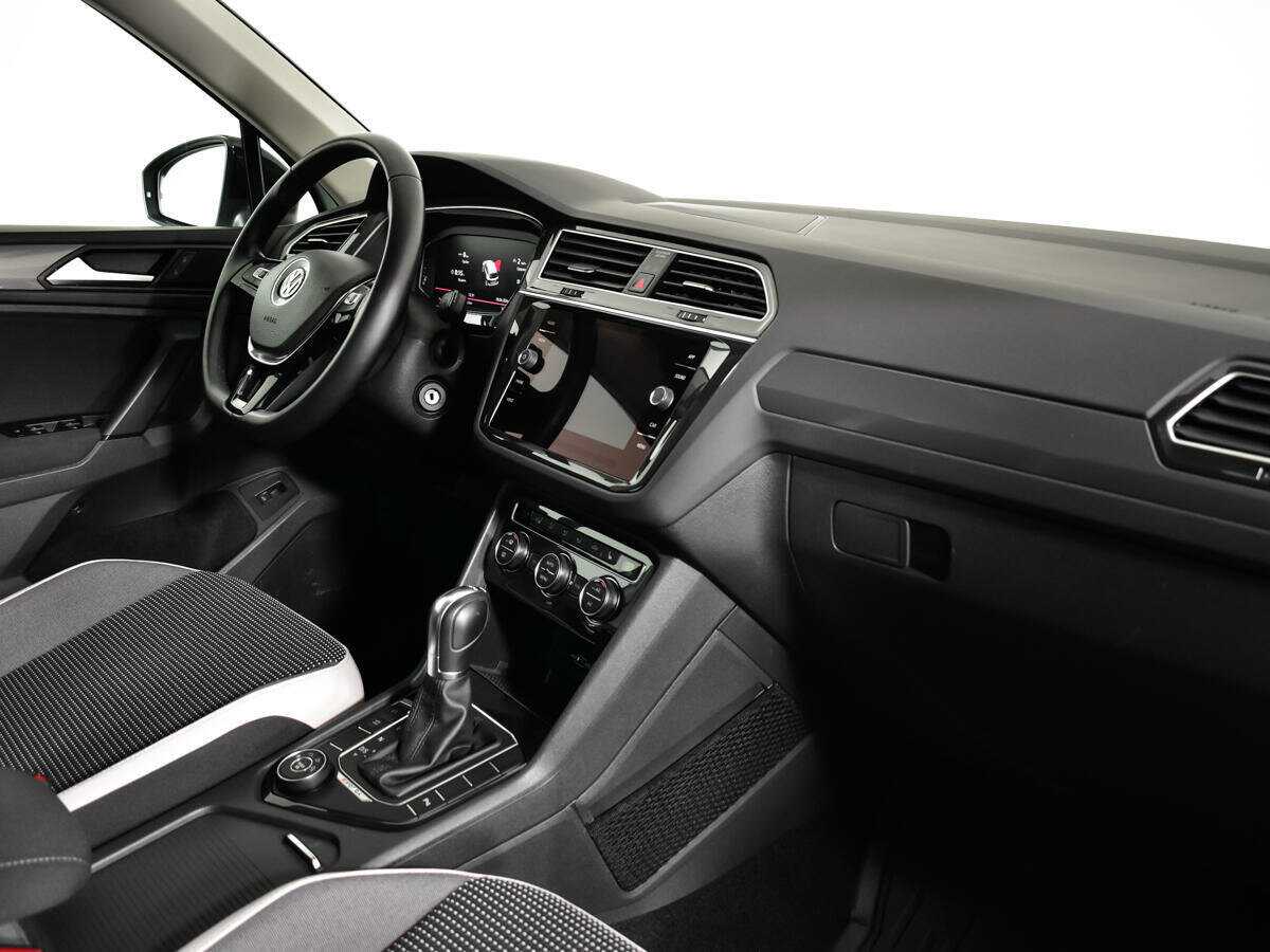Купить Volkswagen Tiguan, 2019, 54 025 км.. Фото: #7