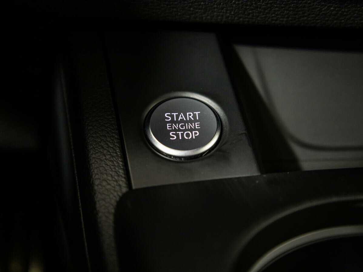 Купить Audi A4, 2019, 88 500 км.. Фото: #13