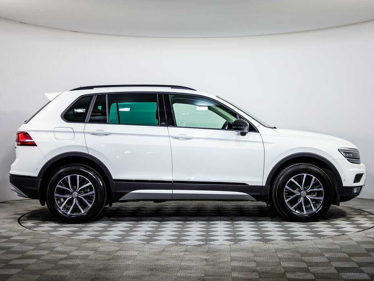 Купить Volkswagen Tiguan, 2019, 8 211 км.. Фото: #2