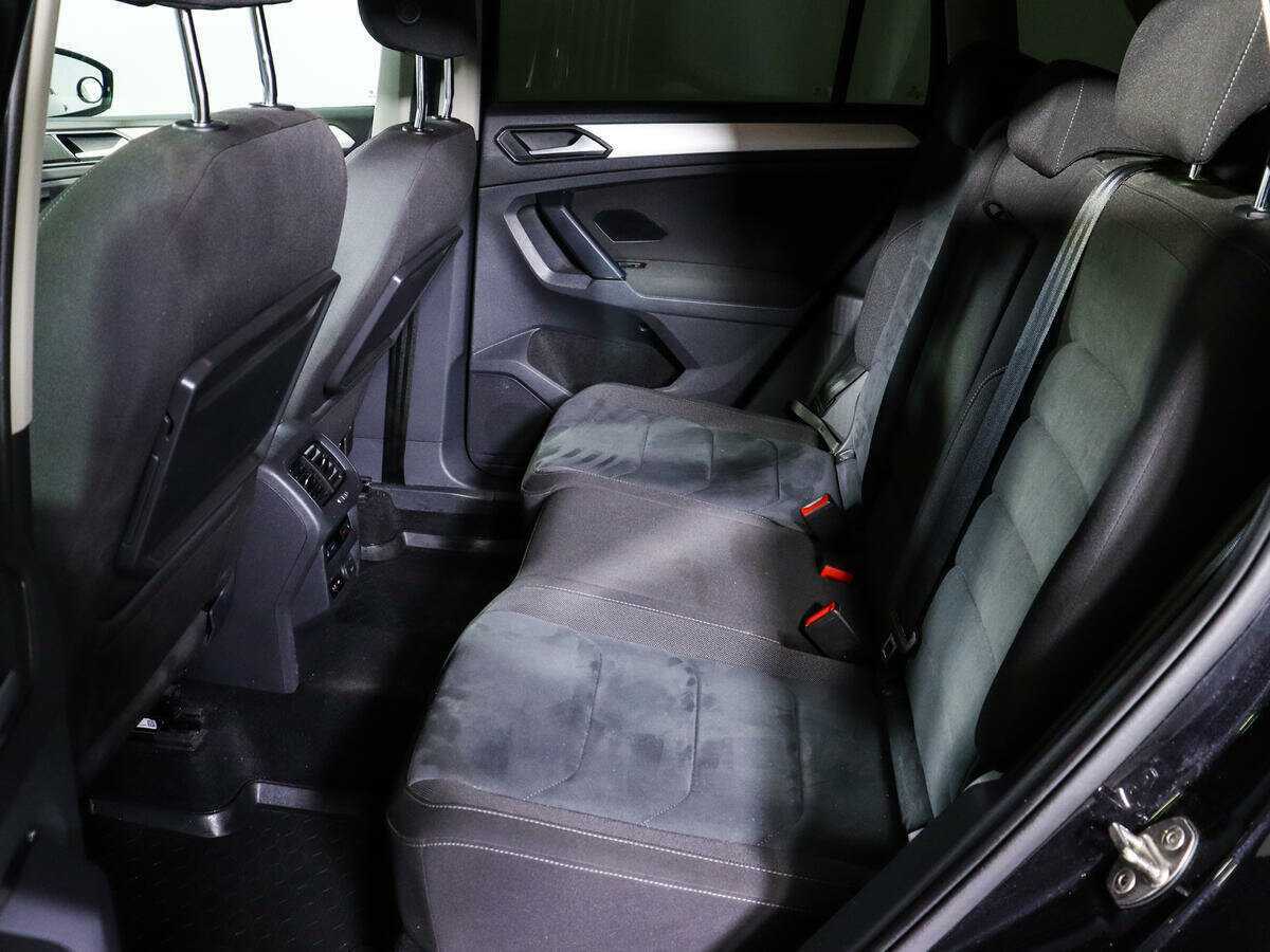 Купить Volkswagen Tiguan, 2018, 48 584 км.. Фото: #7