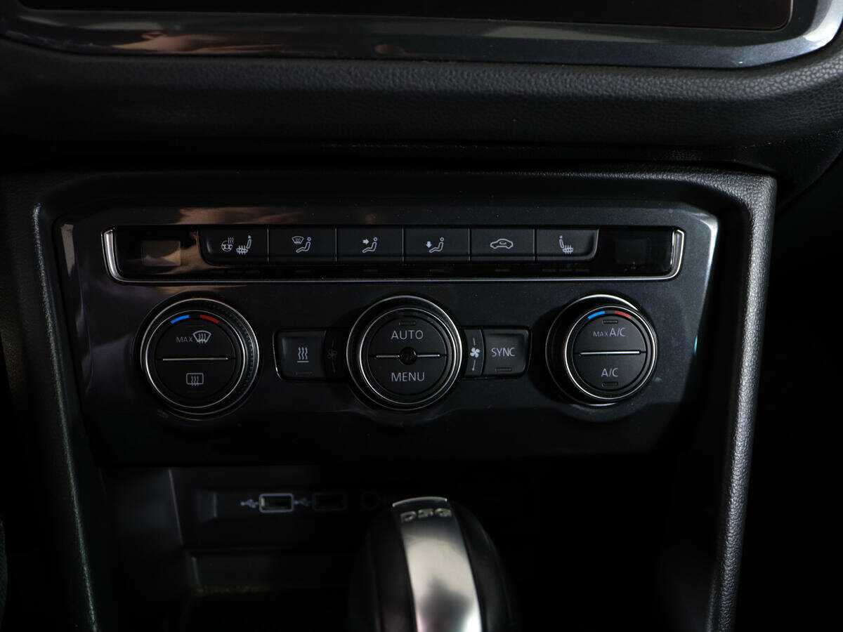 Купить Volkswagen Tiguan, 2018, 113 673 км.. Фото: #17