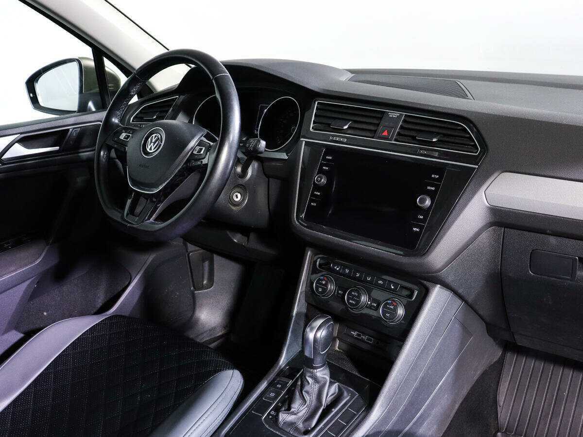 Купить Volkswagen Tiguan, 2019, 107 477 км.. Фото: #8