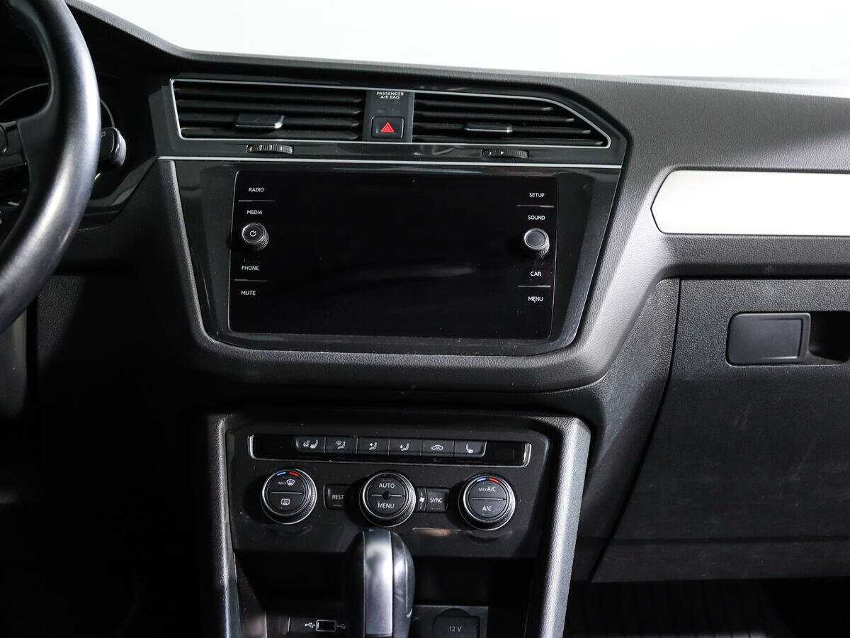 Купить Volkswagen Tiguan, 2019, 107 477 км.. Фото: #12
