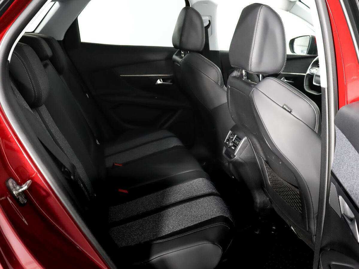 Купить Peugeot 3008, 2017, 82 009 км.. Фото: #10