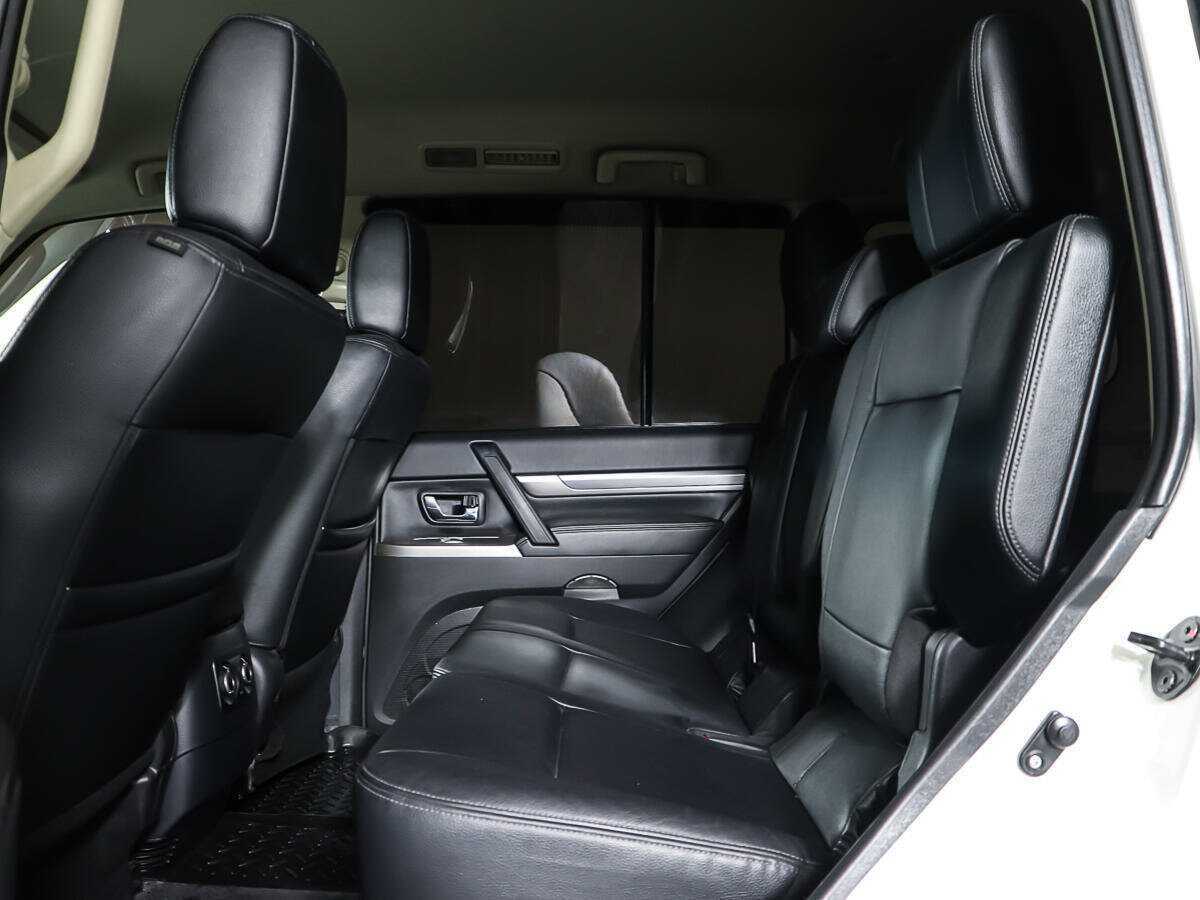 Купить Mitsubishi Pajero, 2014, 85 038 км.. Фото: #7