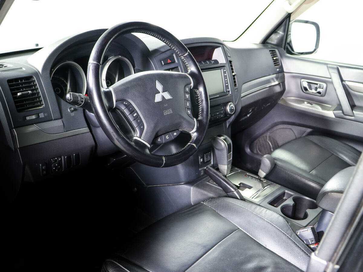 Купить Mitsubishi Pajero, 2012, 191 617 км.. Фото: #11