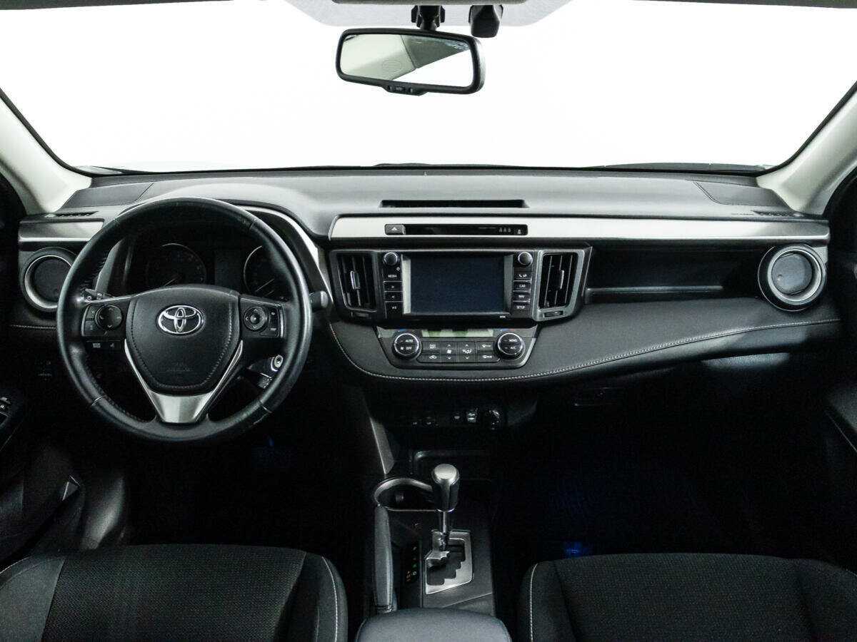 Купить Toyota RAV4, 2017, 44 360 км.. Фото: #11