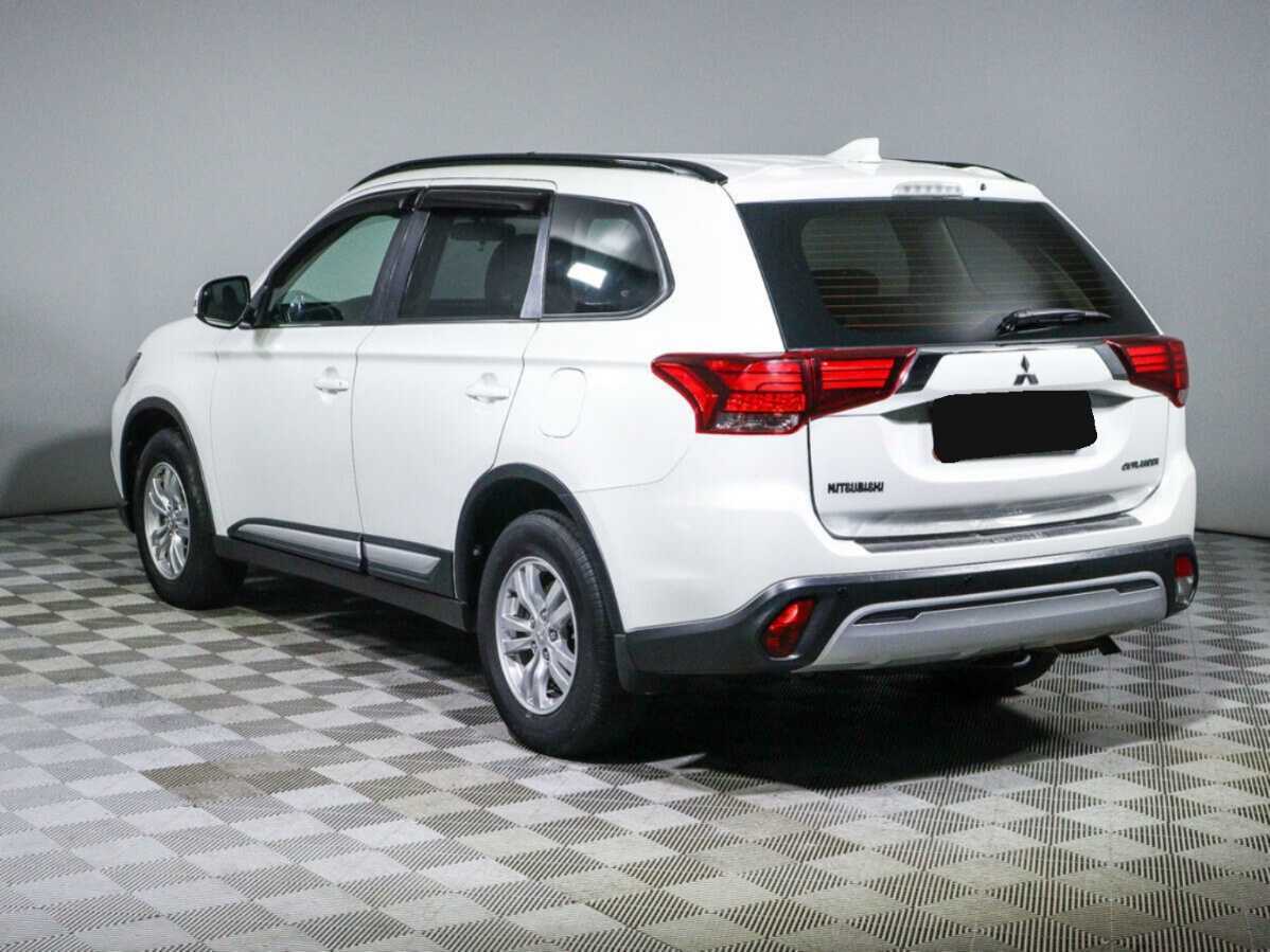 Купить Mitsubishi Outlander, 2019, 116 000 км.. Фото: #5