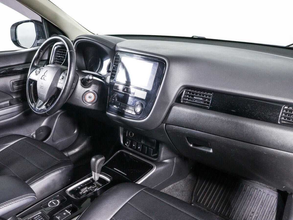 Купить Mitsubishi Outlander, 2019, 116 000 км.. Фото: #6