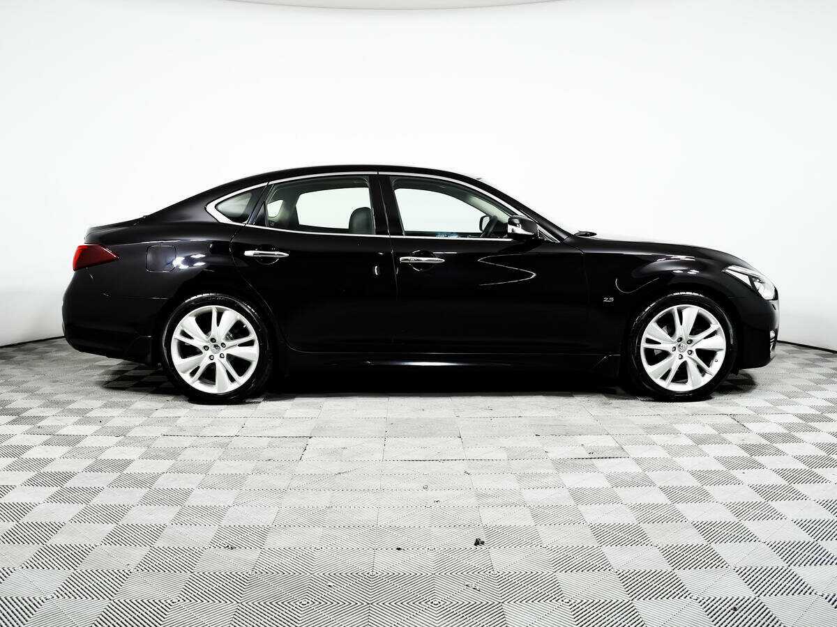 Купить Infiniti Q70, 2016, 300 524 км.. Фото: #3